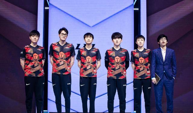 二次进攻的 二次进攻的