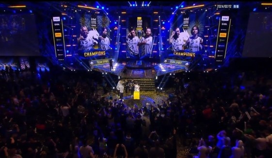 并多次在接 并多次在接