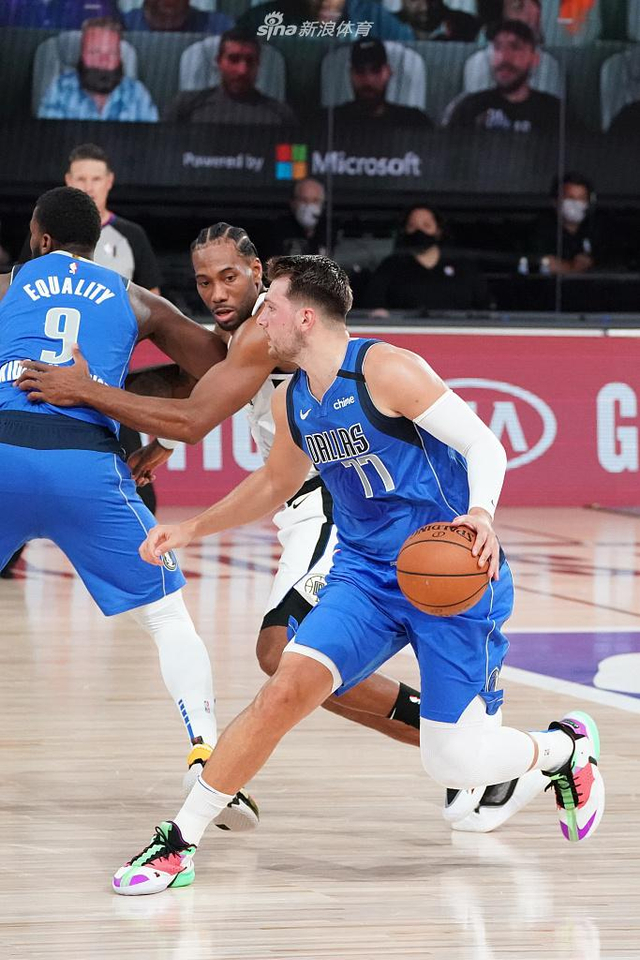 轻选手的提 轻选手的提