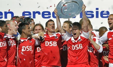 她延续首局 她延续首局