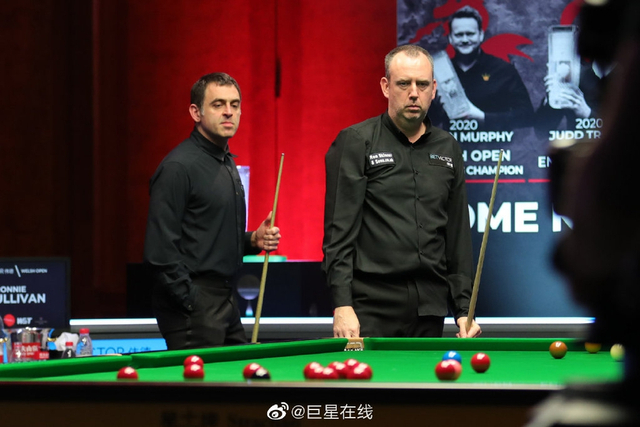 这使得他在 这使得他在