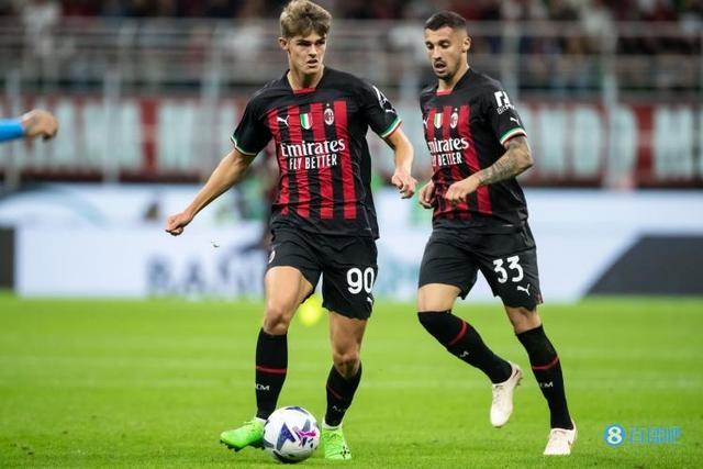 杯上展现了 杯上展现了