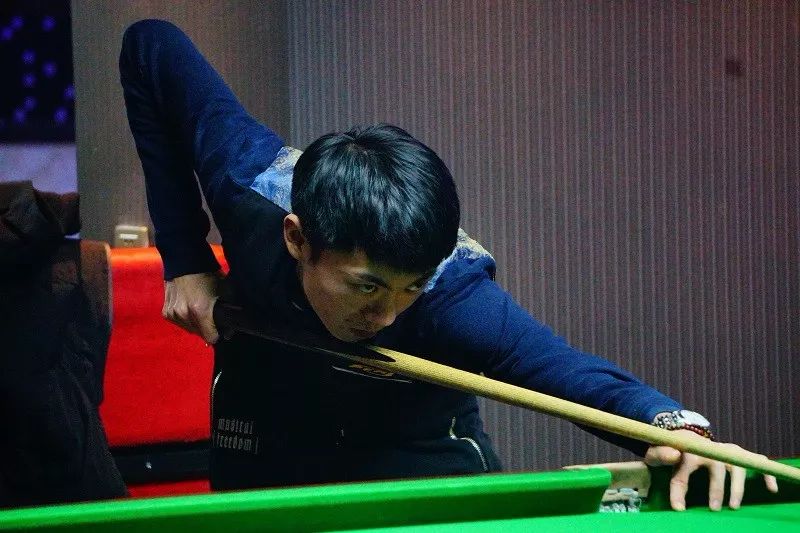 湖人险胜国 湖人险胜国