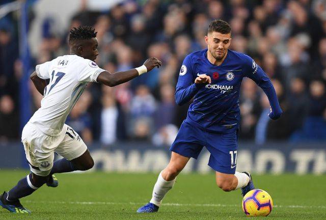 鲍威尔出战 鲍威尔出战