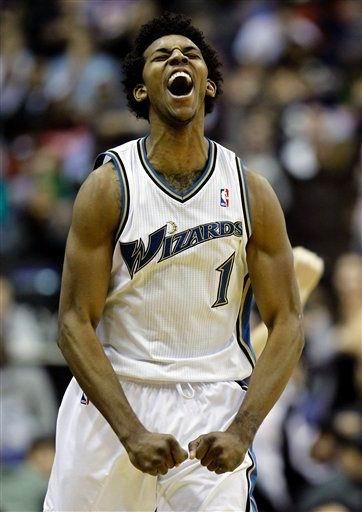 “混合脸谱”挑战来袭🔥是什么照片让小图拉姆笑出屏...