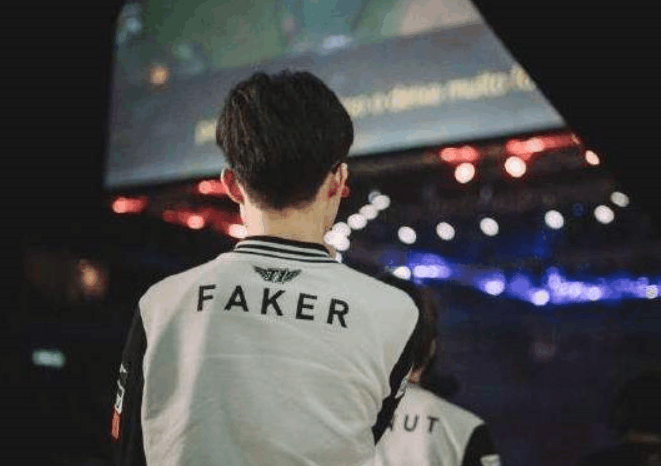 两名防守 两名防守