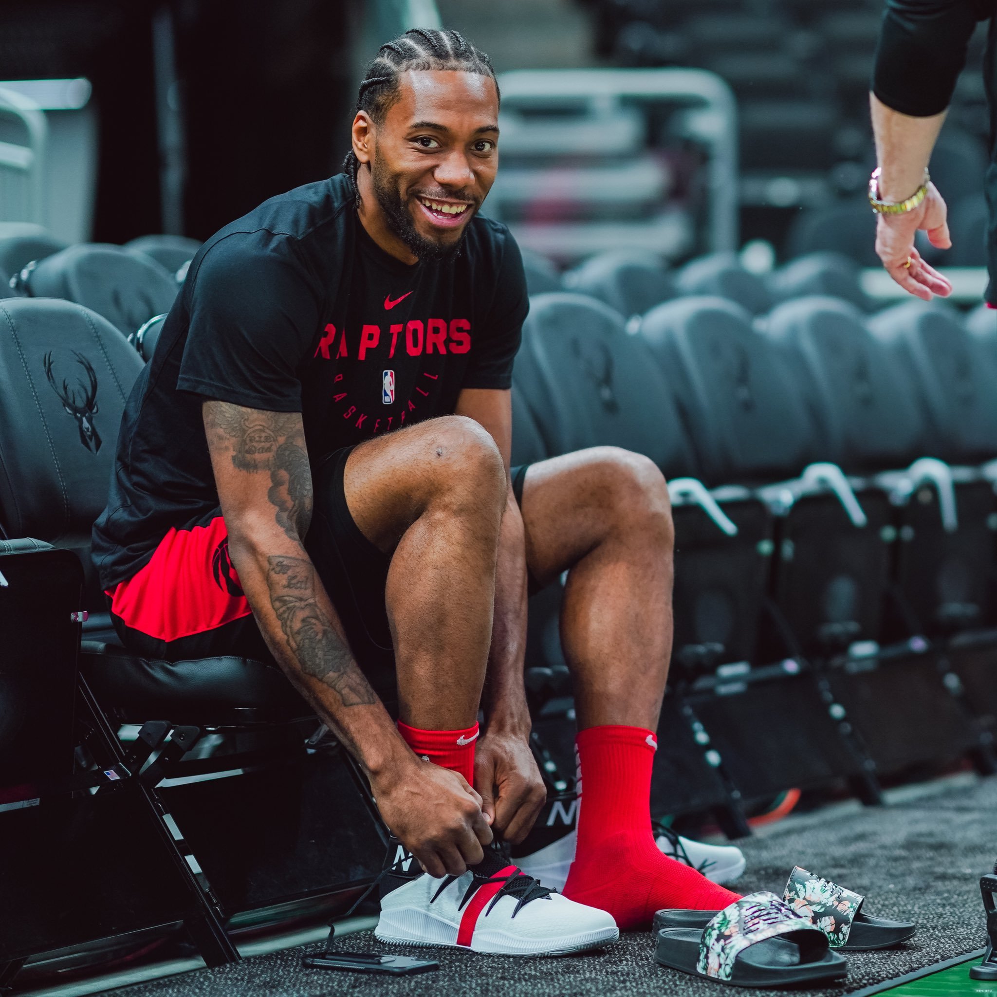 并非简单的 并非简单的